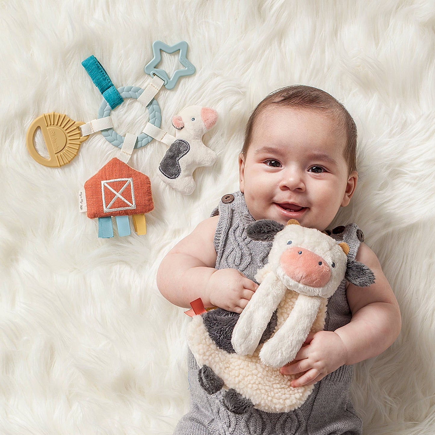 Bitzy Busy Western Baby Gift Set™